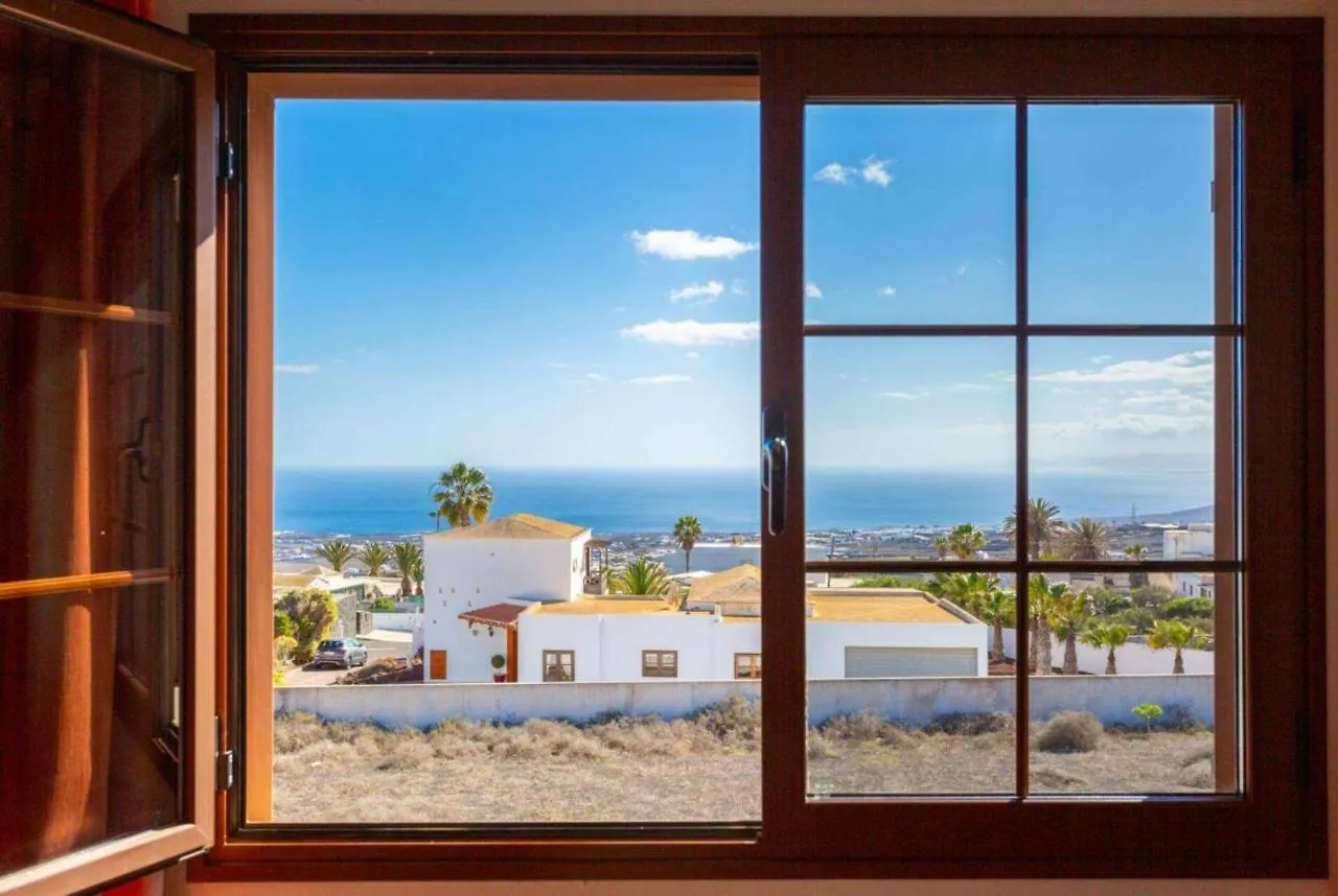 La Asomada  Casa El Callaoヴィラ 0*, La Asomada (Lanzarote) スペイン